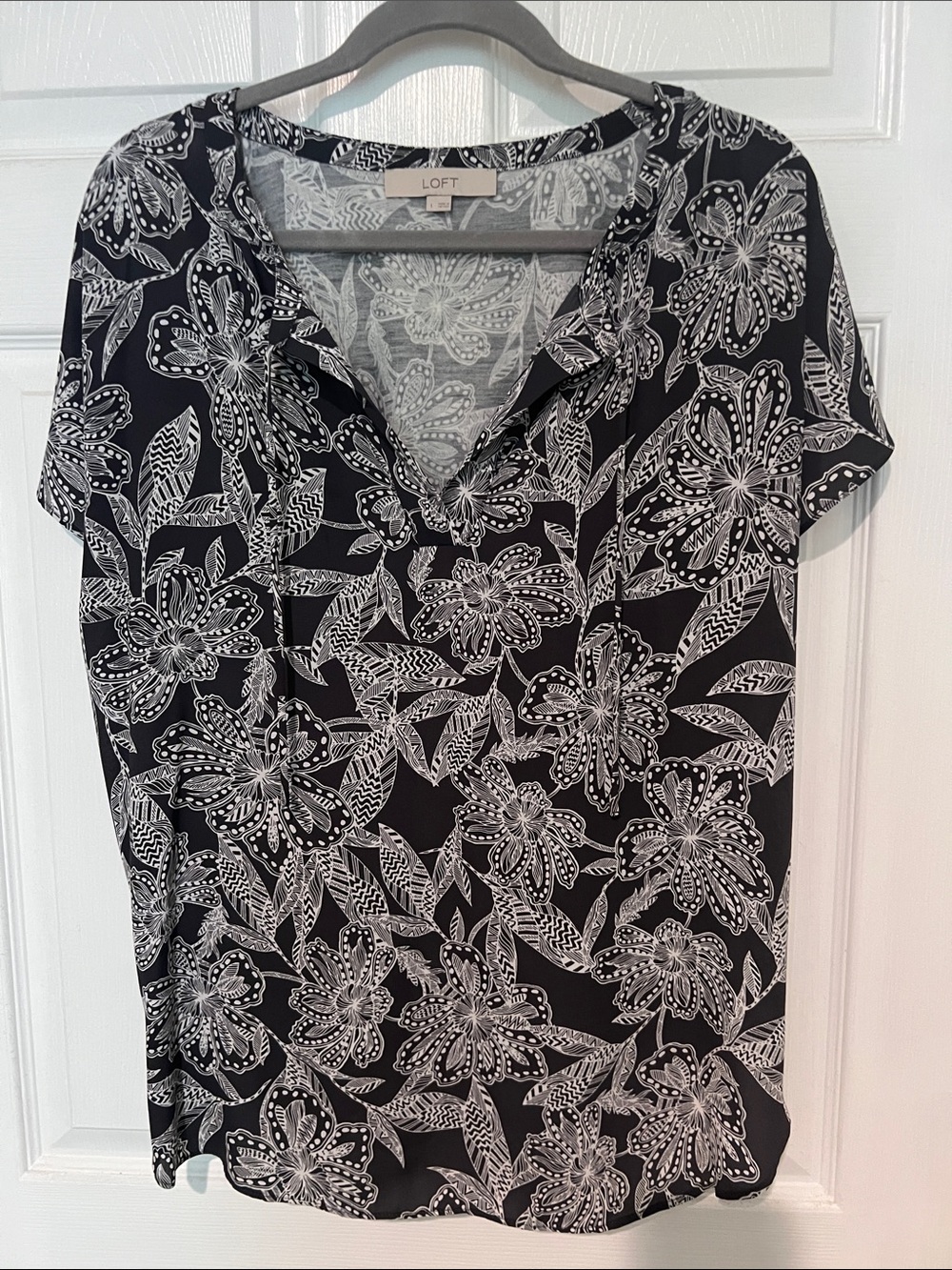 LOFT Floral V-Neck Short Sleeve Blouse
